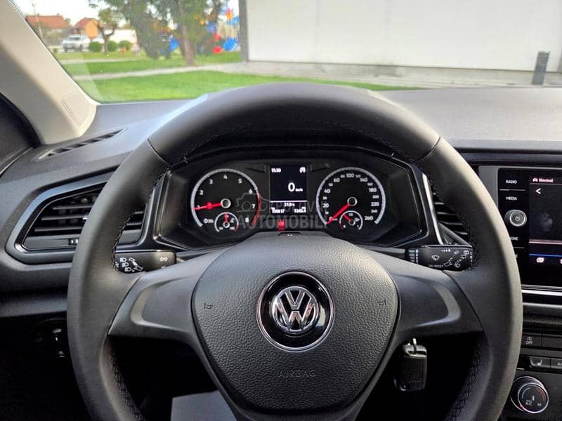 Volkswagen T-Roc iz CH