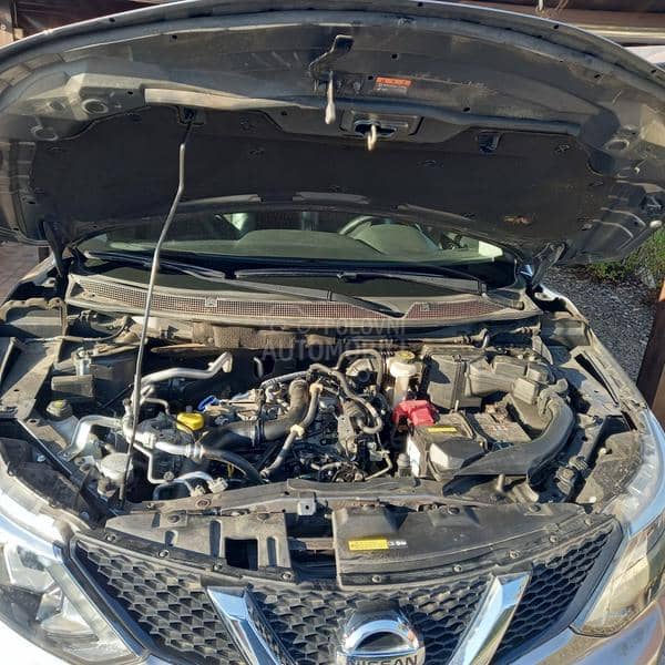 Nissan Qashqai 1.2  DIG-T tekna