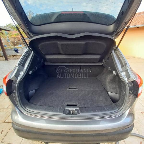 Nissan Qashqai 1.2  DIG-T tekna