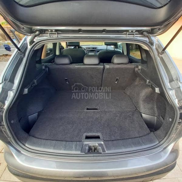 Nissan Qashqai 1.2  DIG-T tekna