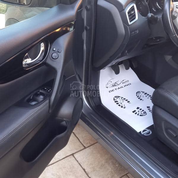 Nissan Qashqai 1.2  DIG-T tekna