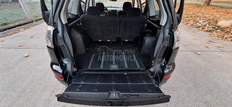 Mitsubishi Outlander 2.0 di-d