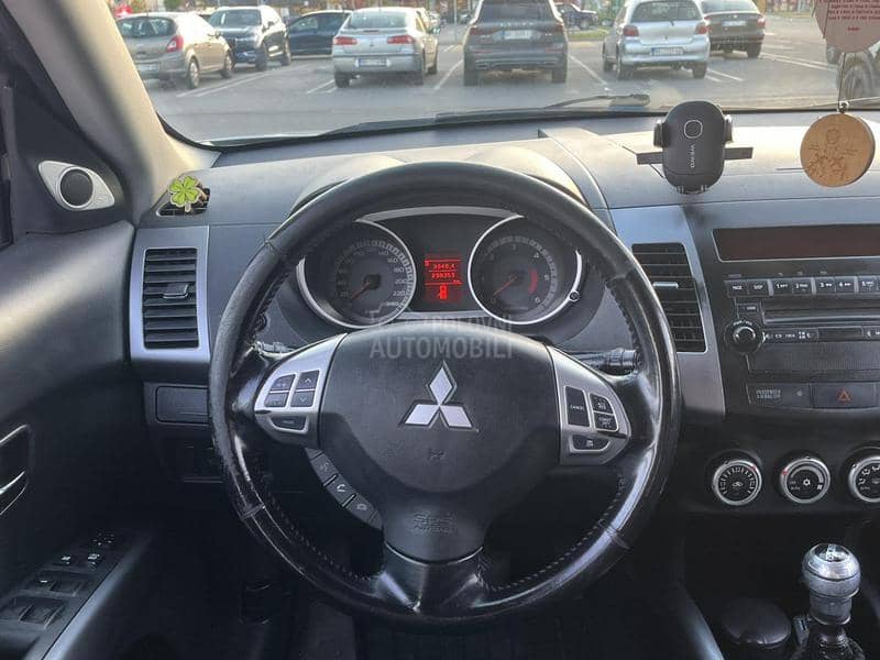 Mitsubishi Outlander 4x4