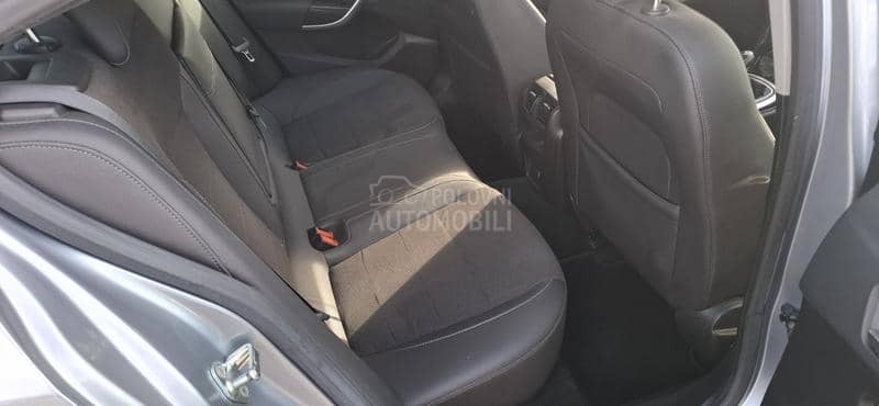 Opel Insignia 2.0 CDTI NNOOVVA