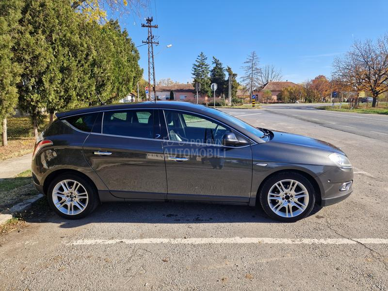 Lancia Delta 1.4 multiair