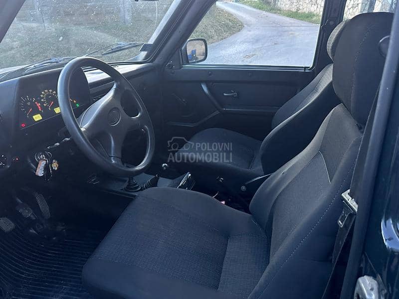 Lada Niva 