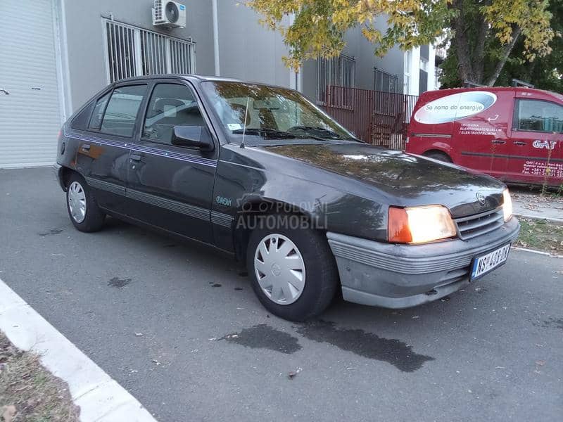 Opel Kadett 1.6 DREAM/ŠIBER
