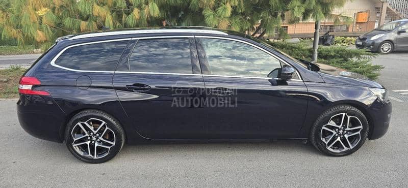 Peugeot 308 DVD/KAM/PANO