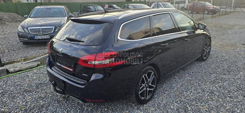Peugeot 308 DVD/KAM/PANO