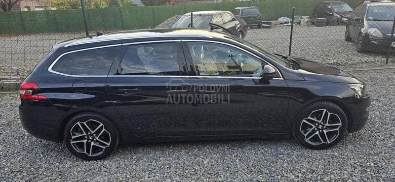 Peugeot 308 DVD/KAM/PANO
