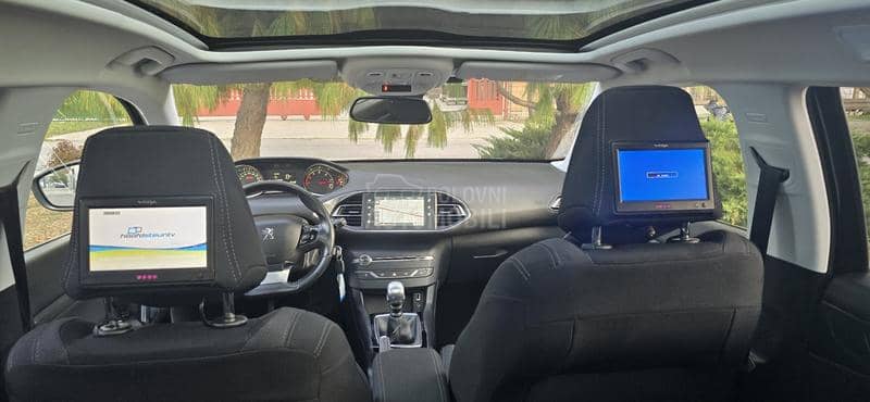 Peugeot 308 DVD/KAM/PANO