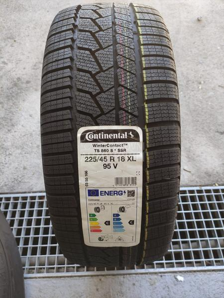 Continental 225/45 R18 Zimska