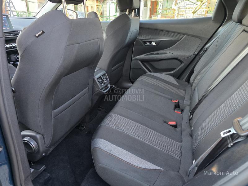 Peugeot 3008 1.5 HDI/AUT/LED
