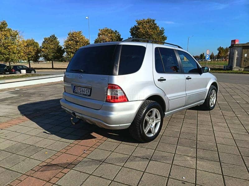 Mercedes Benz ML 270 2.7