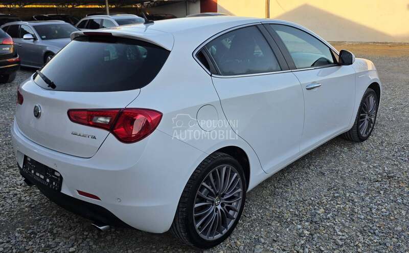 Alfa Romeo Giulietta 2.0jtdm nov nov