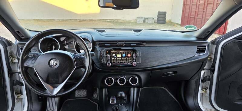 Alfa Romeo Giulietta 2.0jtdm nov nov