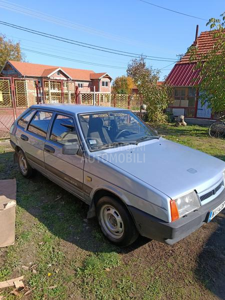 Lada Samara 