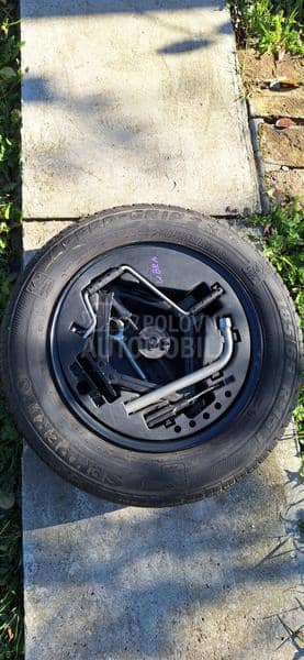 Rezervni tocak i set alata