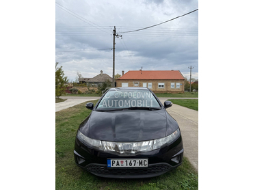Honda Civic 1.8 V-TEC