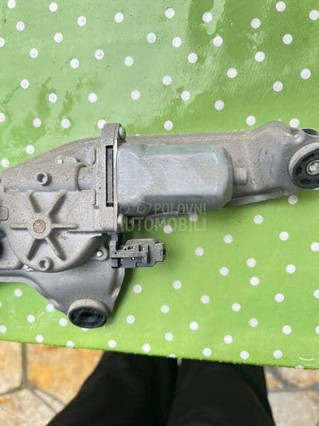 Motor brisača i zadnje staklo