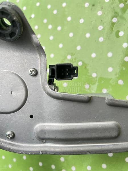 Motor brisača i zadnje staklo