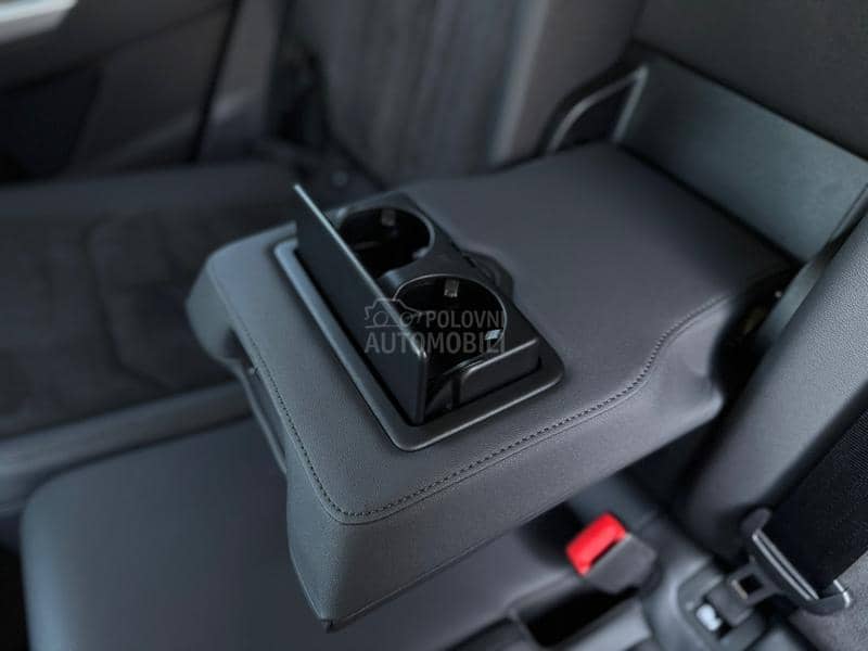 Audi Q3 2.0D/S-Line/Black/20