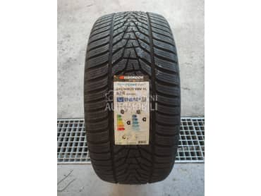 Hankook 245/40 R20 Zimska