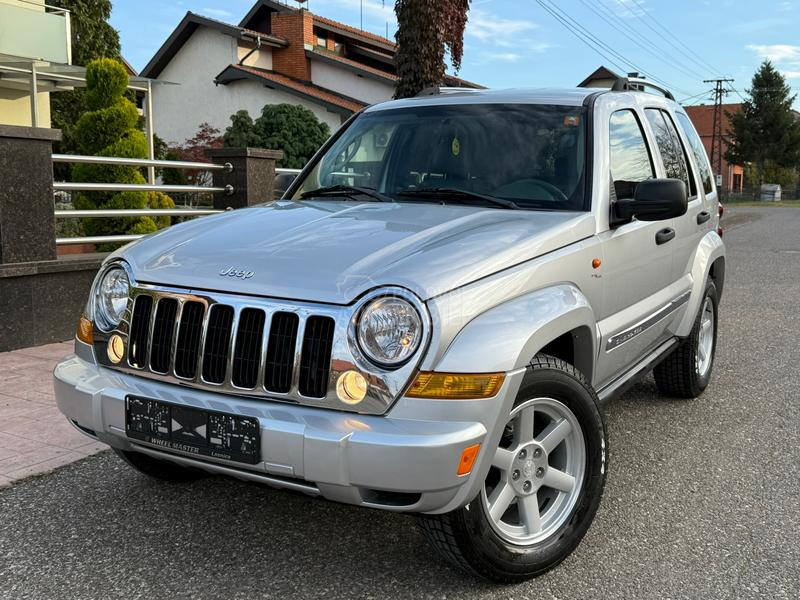 Jeep Cherokee Limited  CH 4x4