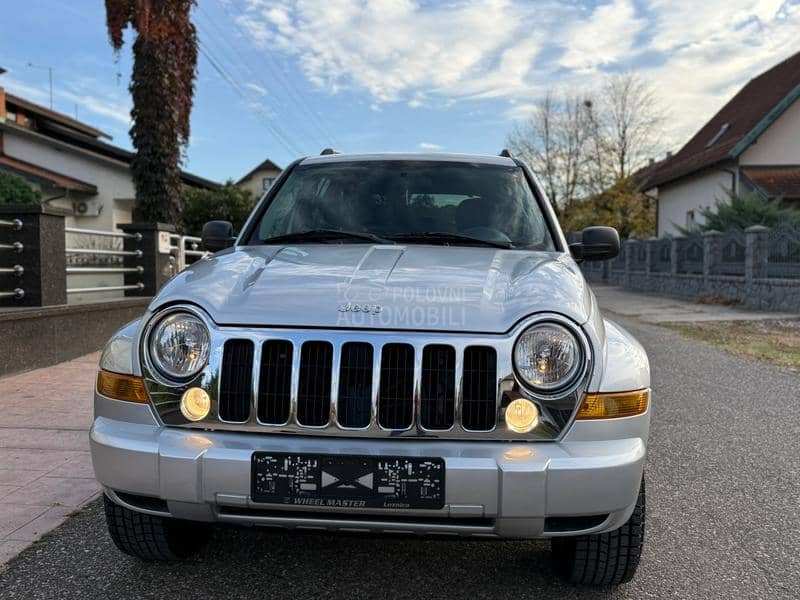 Jeep Cherokee Limited  CH 4x4