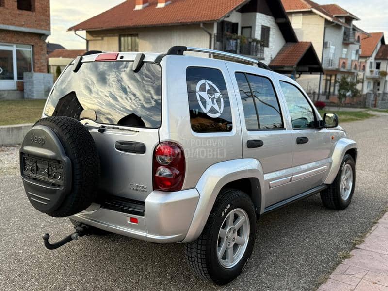 Jeep Cherokee Limited  CH 4x4