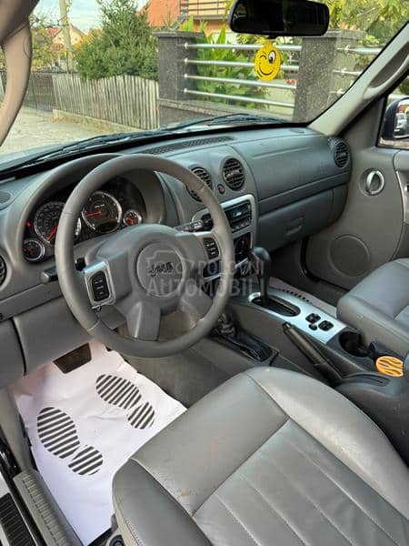 Jeep Cherokee Limited  CH 4x4