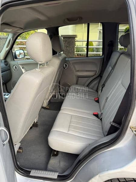 Jeep Cherokee Limited  CH 4x4