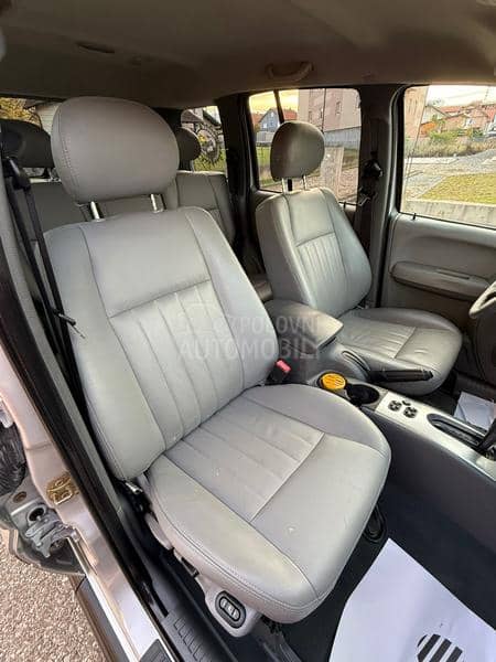 Jeep Cherokee Limited  CH 4x4