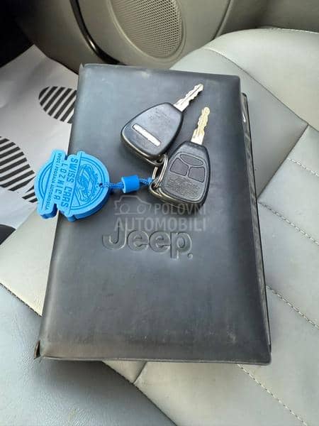 Jeep Cherokee Limited  CH 4x4