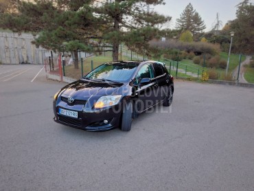 Toyota Auris 1.6 VVT