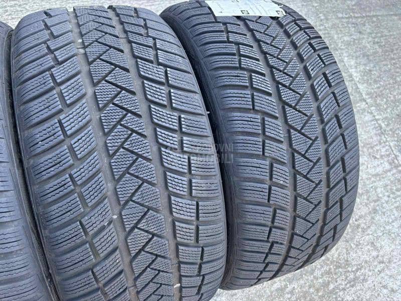 Vredestein 315/30 R22 Zimska