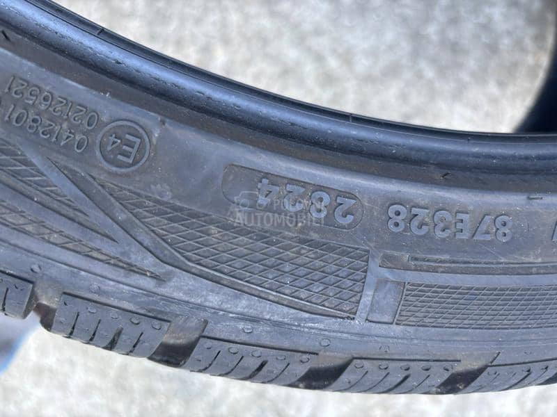 Vredestein 315/30 R22 Zimska