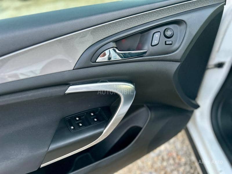 Opel Insignia 2.0 CDTI