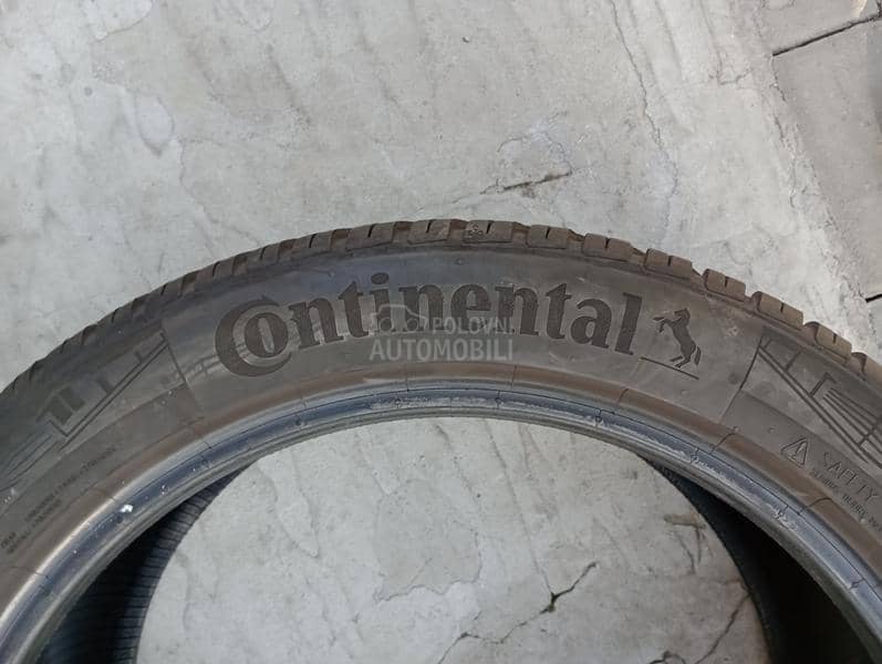 Continental 235/45 R18 Zimska