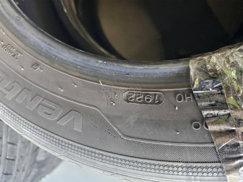 Hankook 215/55 R17 Letnja