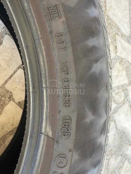 Continental 235/50 R19 Letnja