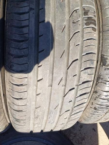 Continental 215/55 R17 Letnja