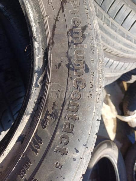 Continental 215/55 R17 Letnja