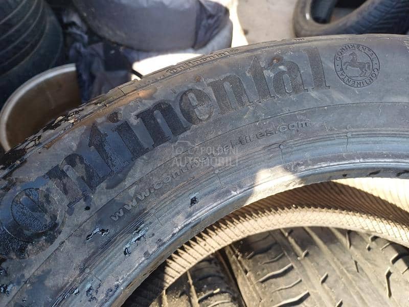 Continental 215/55 R17 Letnja