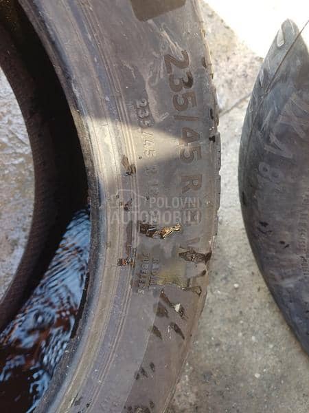 Continental 235/45 R18 Letnja