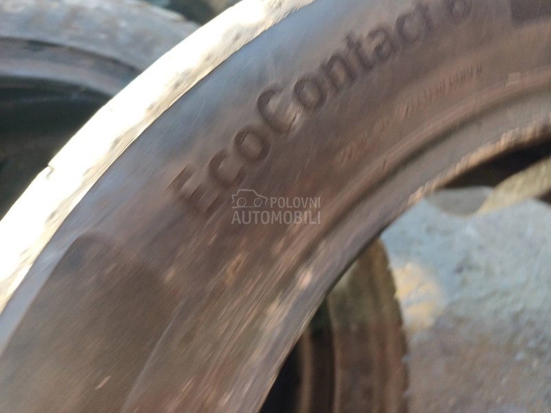 Continental 235/45 R18 Letnja