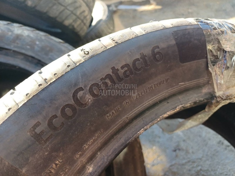 Continental 235/45 R18 Letnja