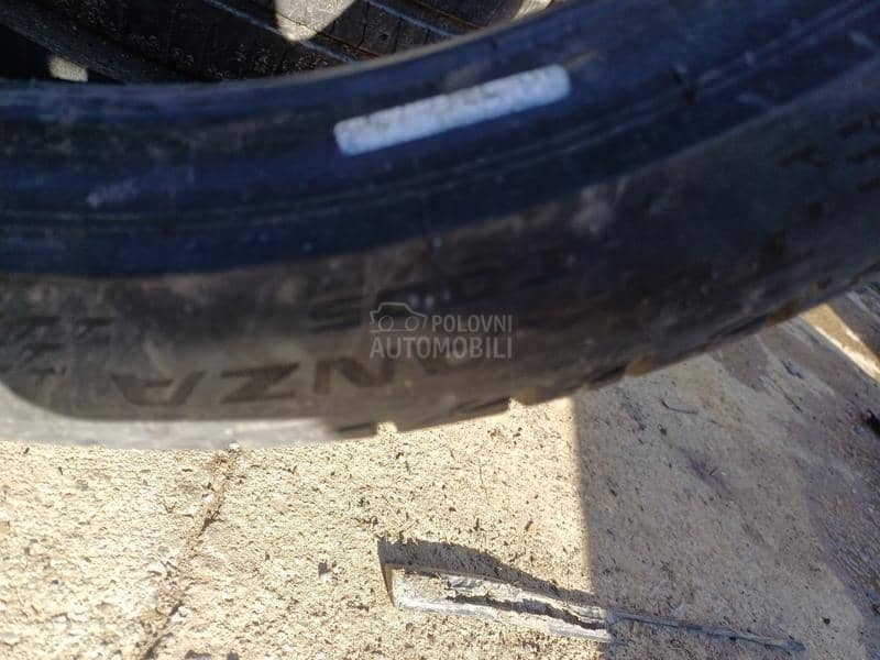 Bridgestone 225/40 R19 Letnja