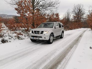 Nissan Pathfinder 