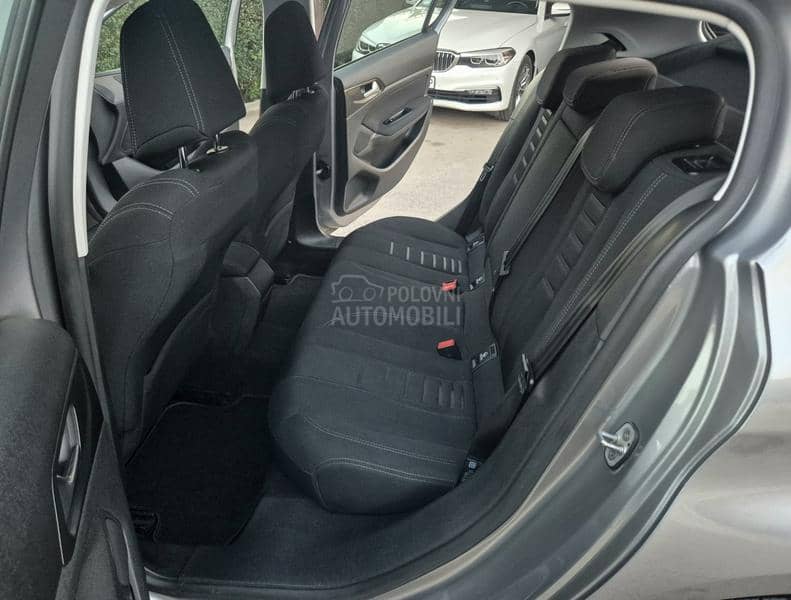 Peugeot 308 1.6 BlueHDI